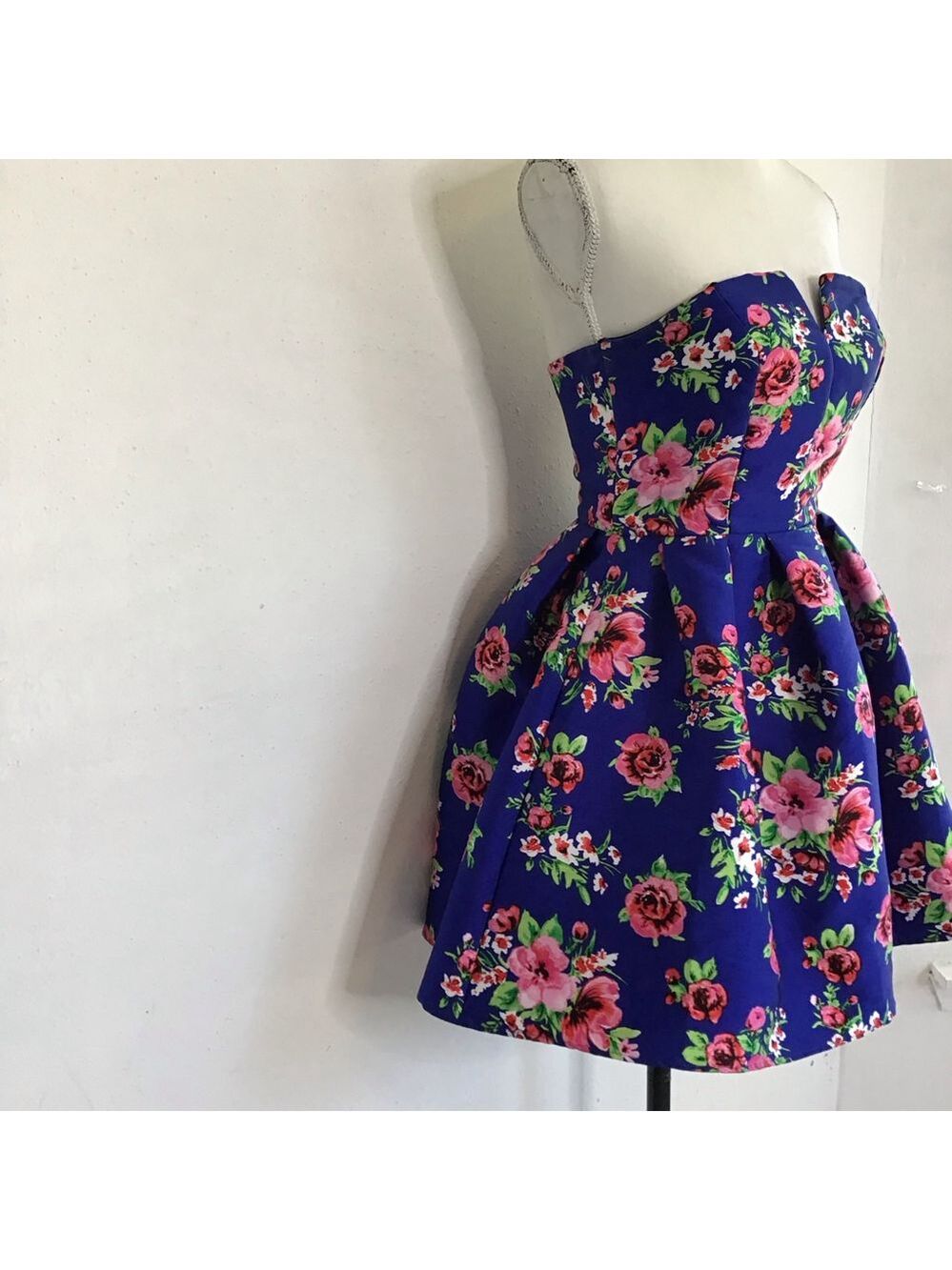 B. Darlin Women Elegant Strapless Floral Dress Blue Pink Rose Petals 5/6 - Picture 3 of 10
